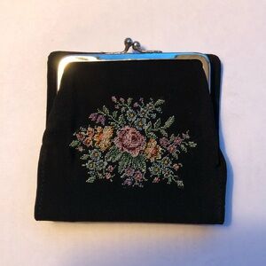 Vintage Floral Embroidered Black Clutch